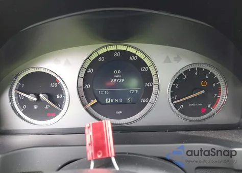 2008 Mercedes-Benz C 300 Luxury/Sport из США, поврежденный, VIN WDDGF54X18R018330